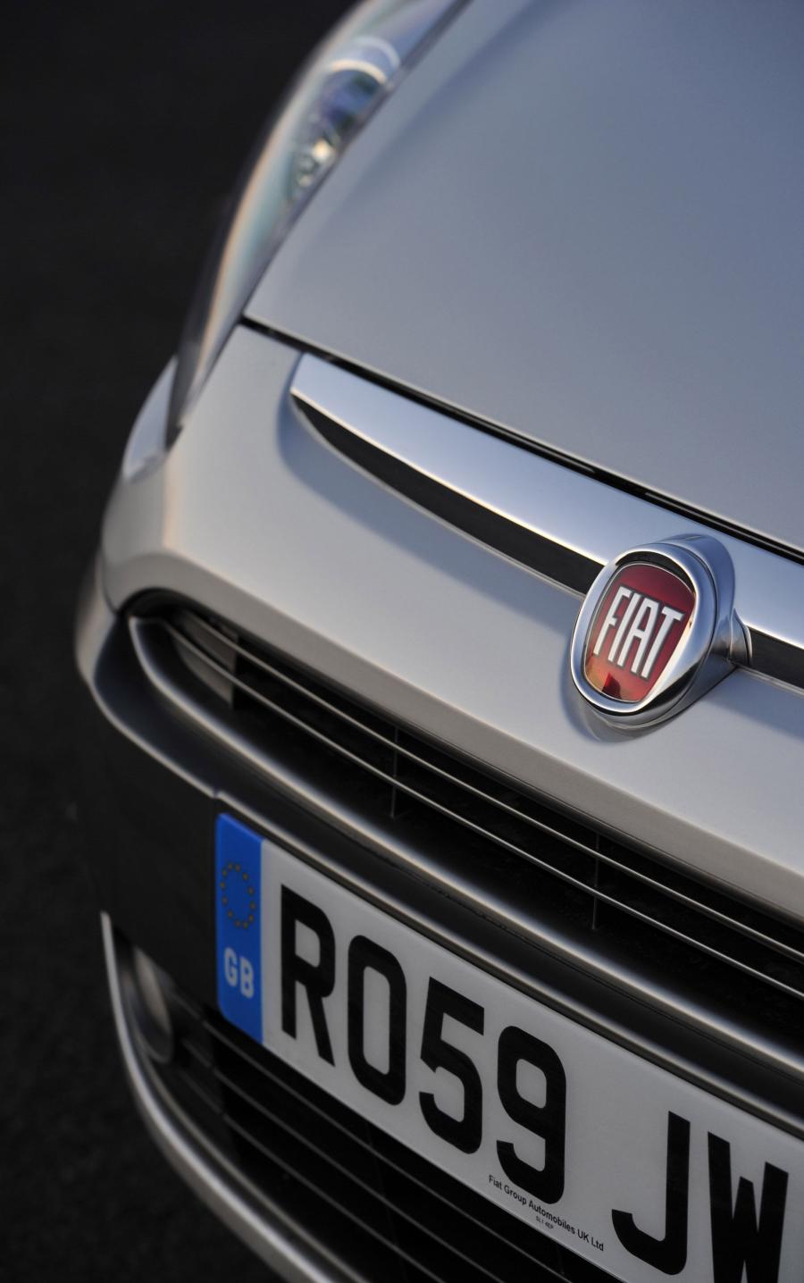  Fiat Punto Evo 2010 года  (фото 23 из 70)
